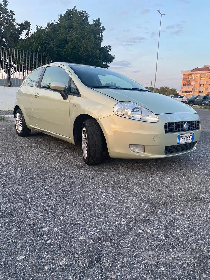 Fiat Punto 2006 photo 2