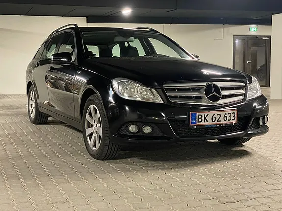 Mercedes-Benz C220 2011 photo 2
