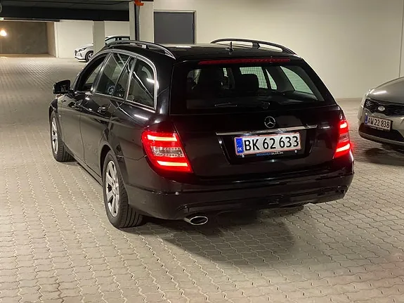 Mercedes-Benz C220 2011 photo 3