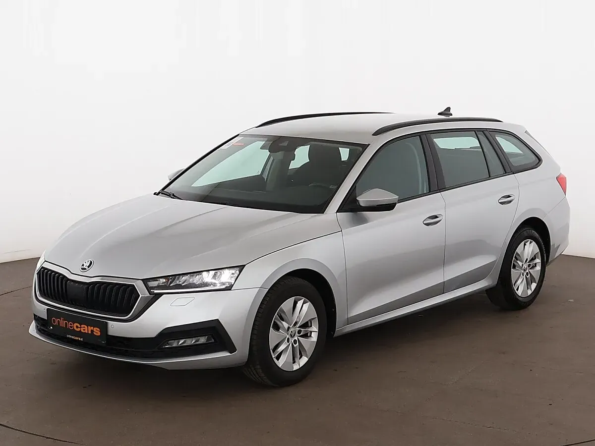 Skoda Octavia 2022 photo 2