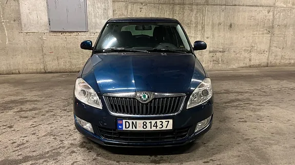 Skoda Fabia 2012 photo 3