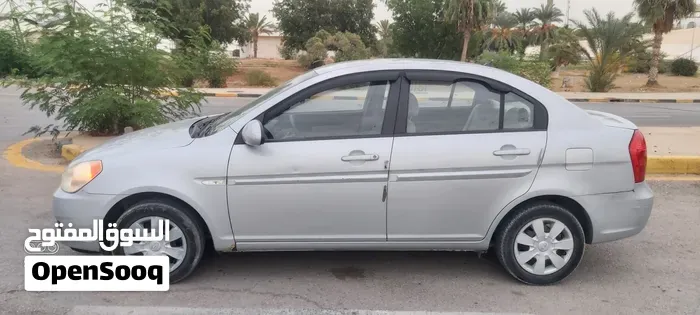 Hyundai Verna 2006 photo 3