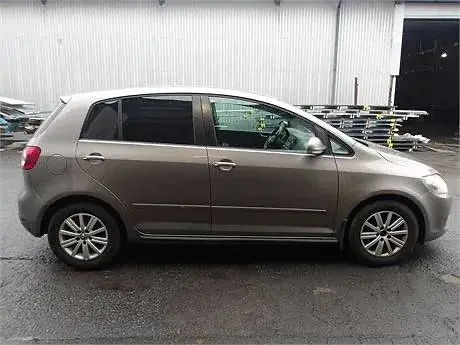 Volkswagen Golf Plus 2011 photo 3