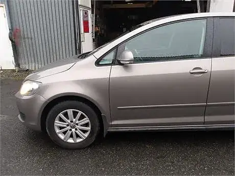 Volkswagen Golf Plus 2011 photo 2