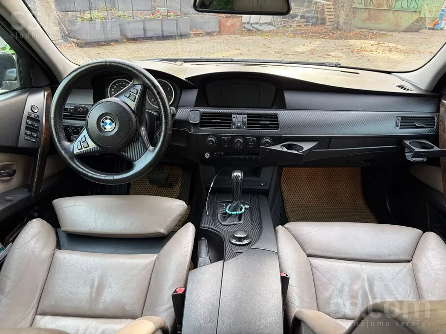 BMW 530 2004 photo 3