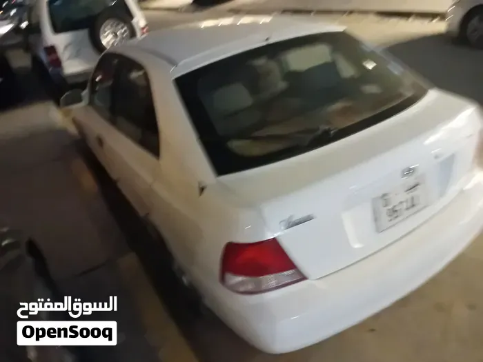 Hyundai Accent 2004 photo 4