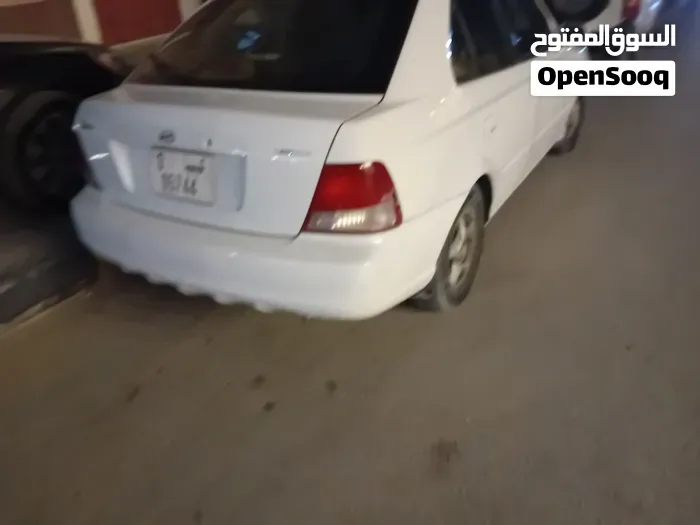 Hyundai Accent 2004 photo 3