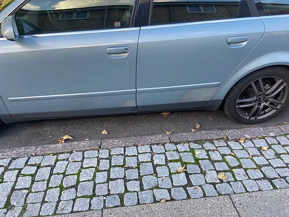Audi A4 2002 photo 3
