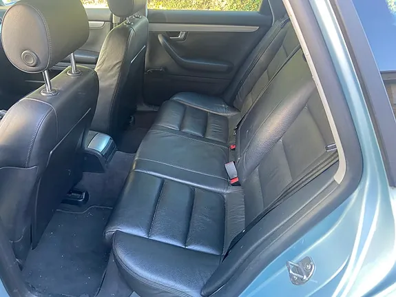 Audi A4 2002 photo 5