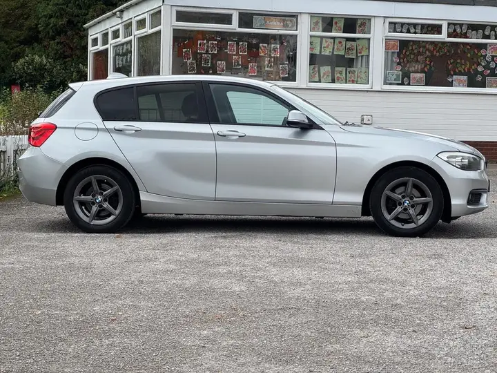 BMW 1 Series 2017 photo 5
