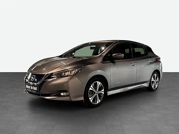 Nissan Leaf 2018 photo 2