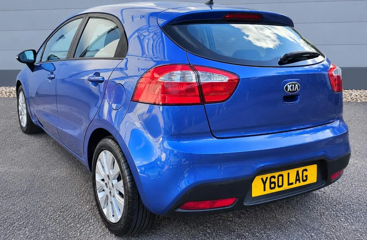 Kia Rio 2013 photo 4
