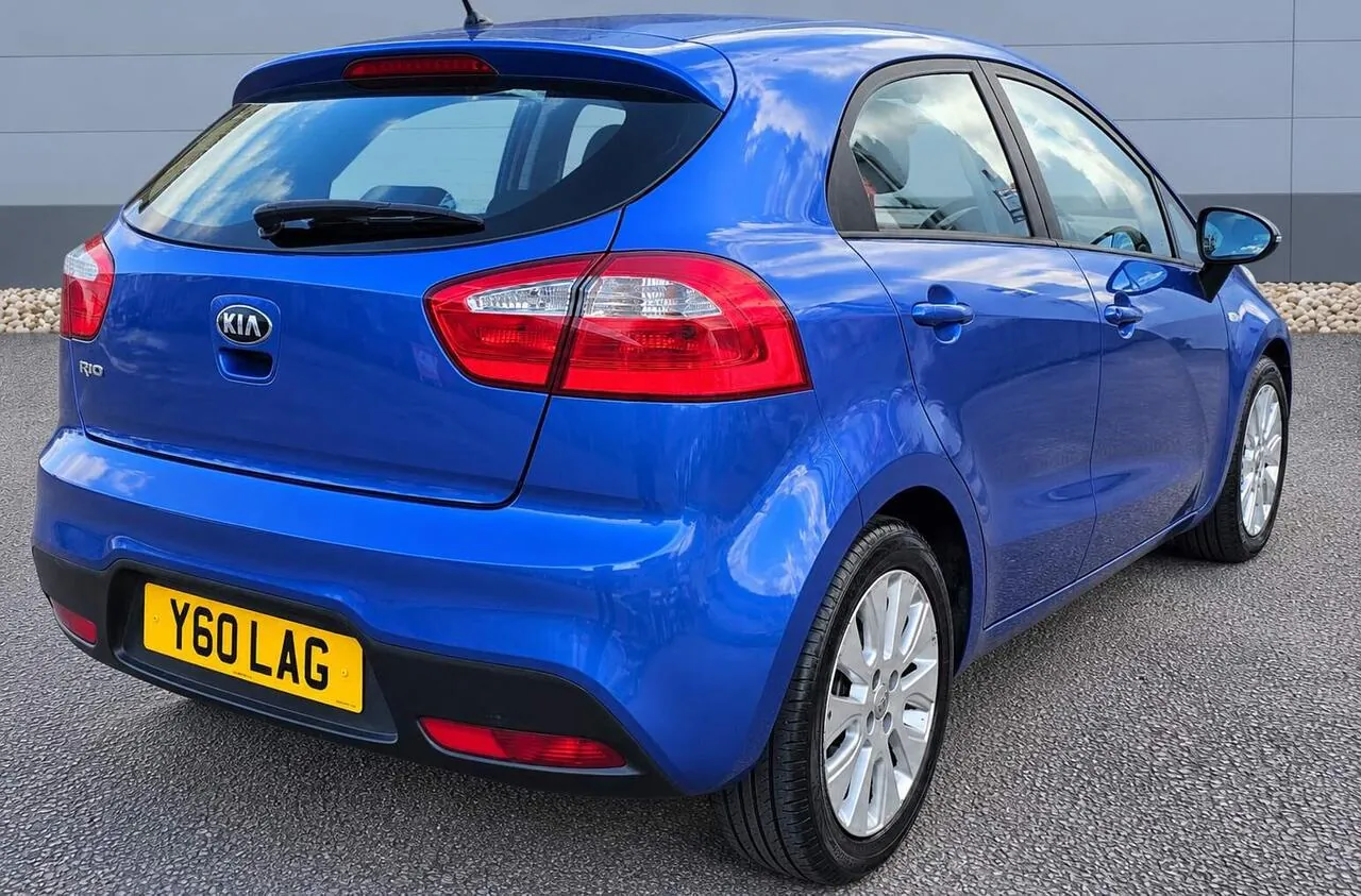 Kia Rio 2013 photo 3