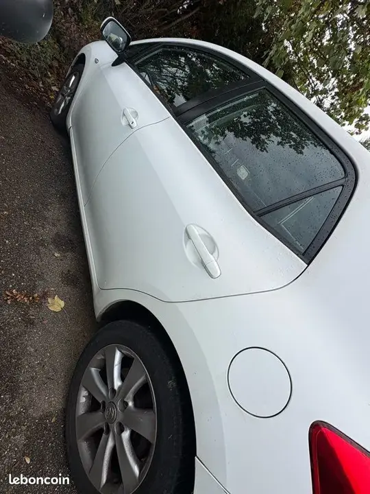 Toyota Auris 2008 photo 4