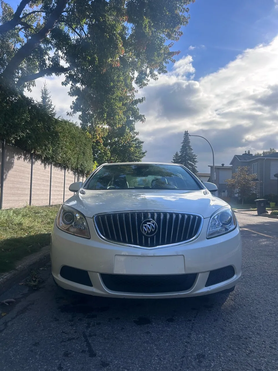 Buick Verano 2015 photo 2