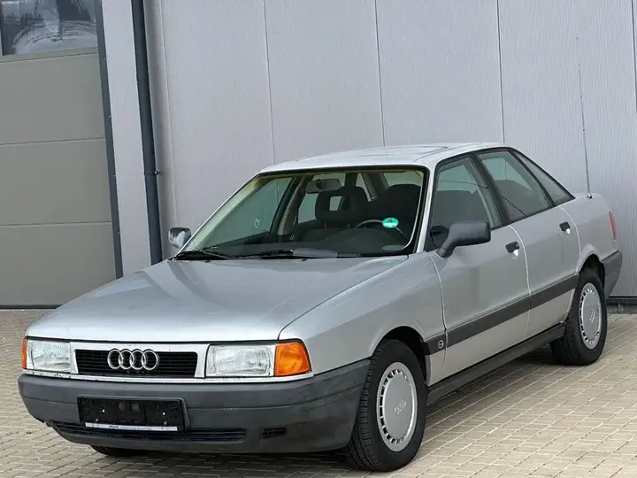 Audi 80