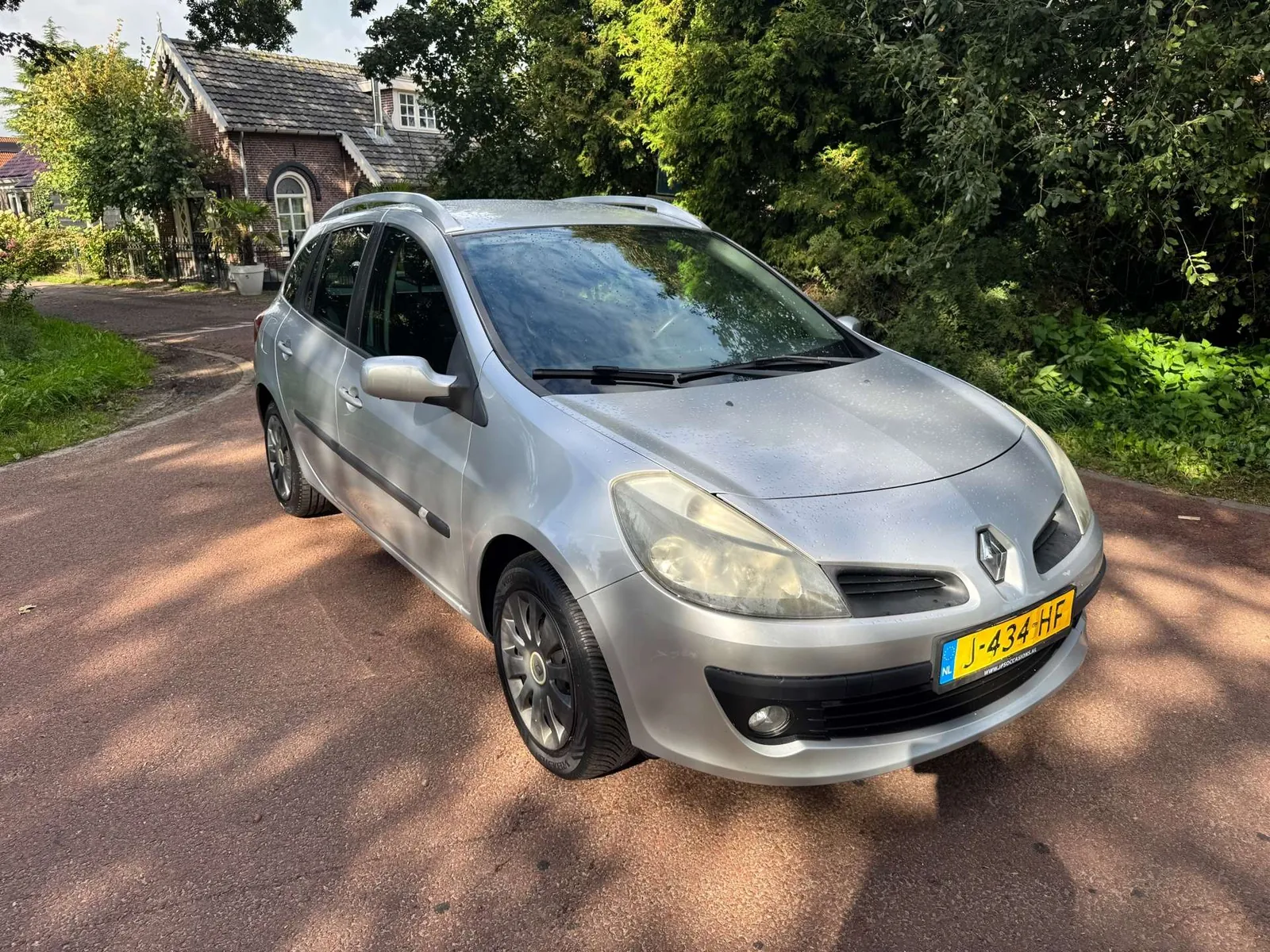 Renault Clio Estate 2008 photo 2