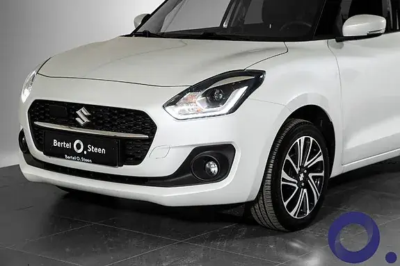 Suzuki Swift 2023 photo 2