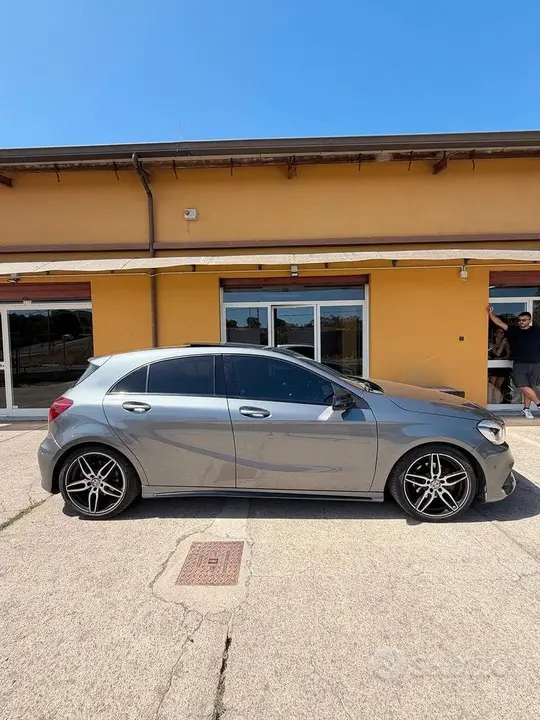 Mercedes-Benz A200D