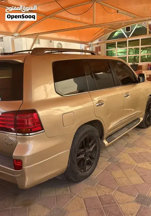 Lexus Lx 570 2010 photo 3
