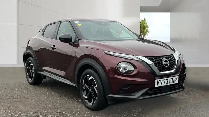 Nissan Juke 2023 photo 2