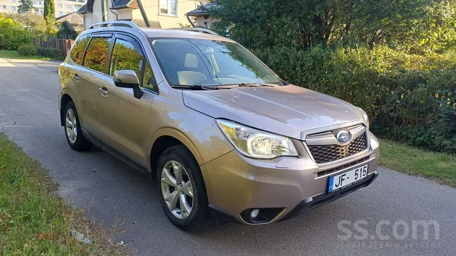 Subaru Forester 2013 photo 2