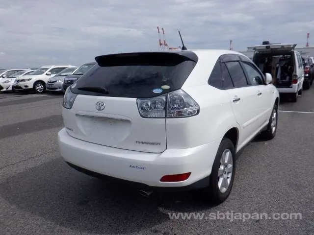 Toyota Harrier 2008 photo 4