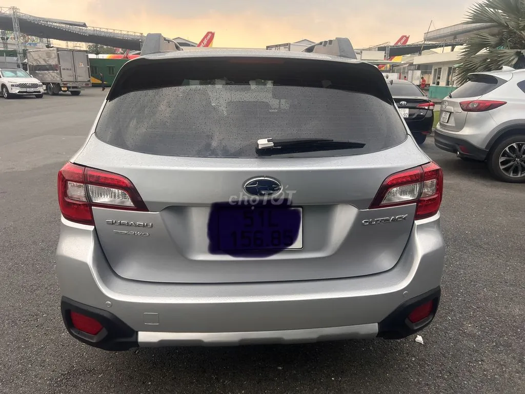 Subaru Outback 2016 photo 2