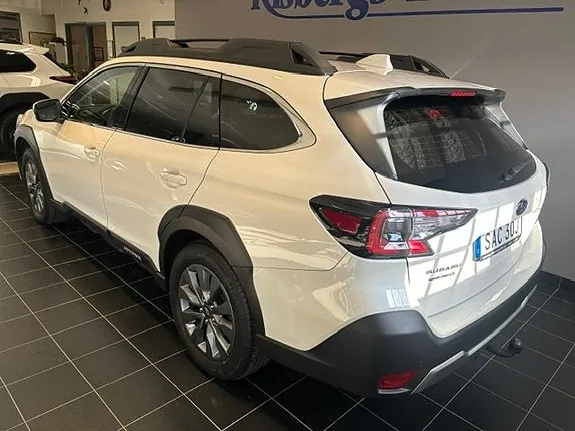 Subaru Outback 2023 photo 4