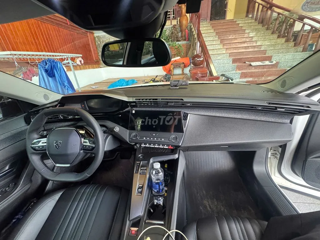 Peugeot 408 2025 photo 5