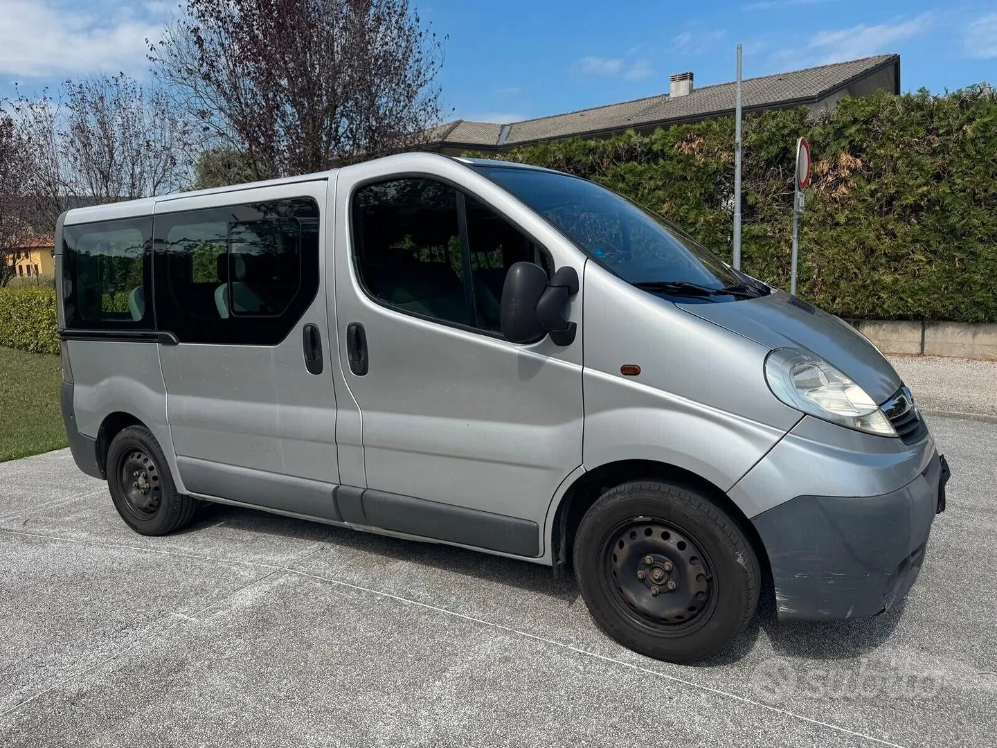 Opel Vivaro 2006 photo 3