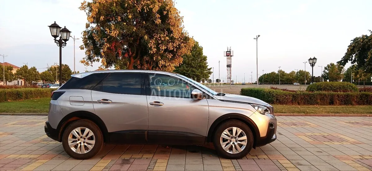 Peugeot 3008 2018 photo 2