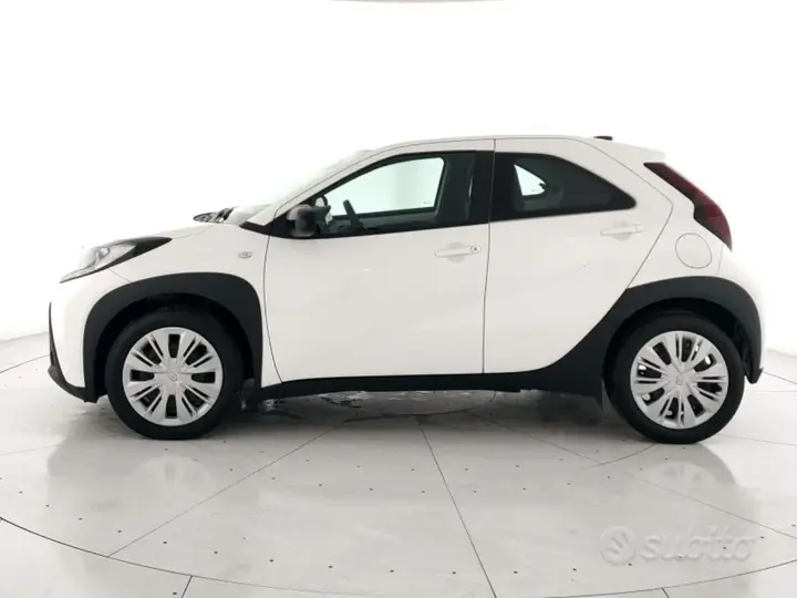 Toyota Aygo X 2025 photo 2