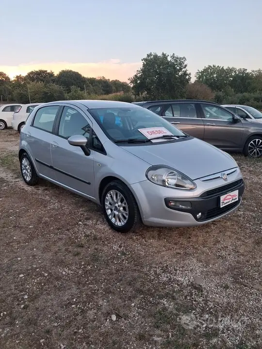 Fiat Punto Evo 2011 photo 5