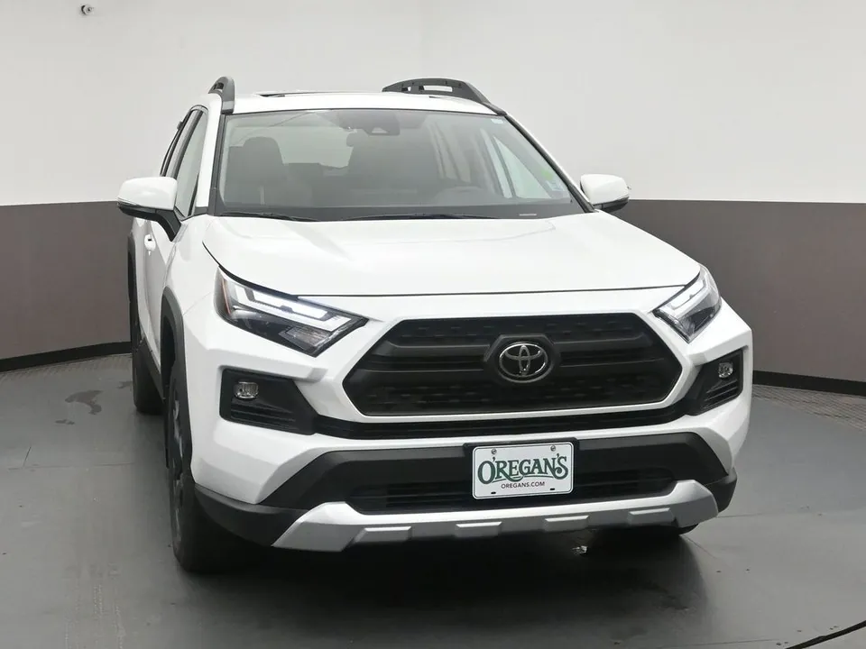 Toyota Rav4 2025 photo 2