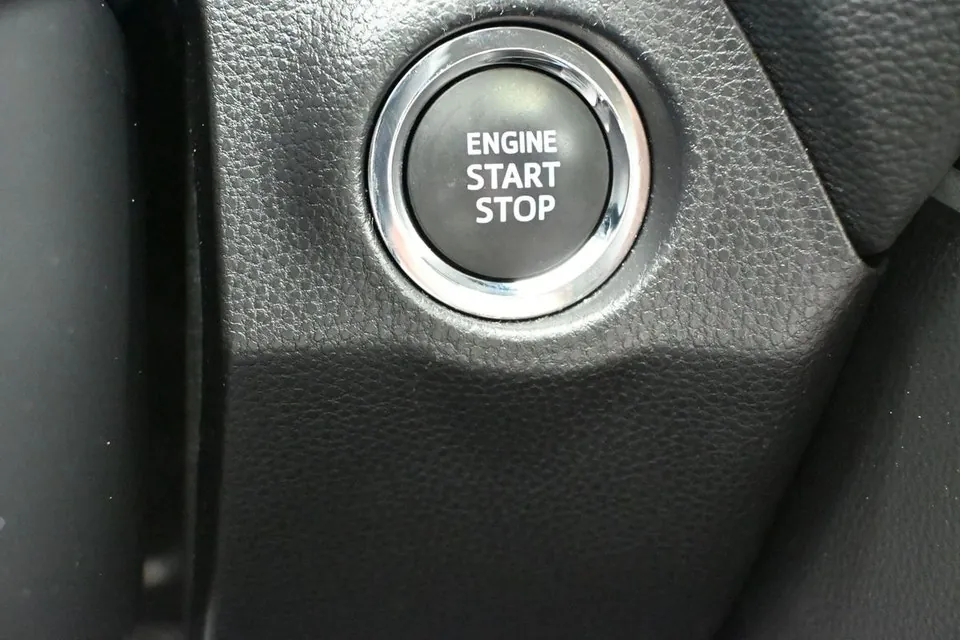 Toyota Rav4 2025 photo 4