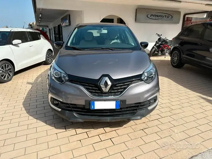 Renault Captur 2019 photo 2