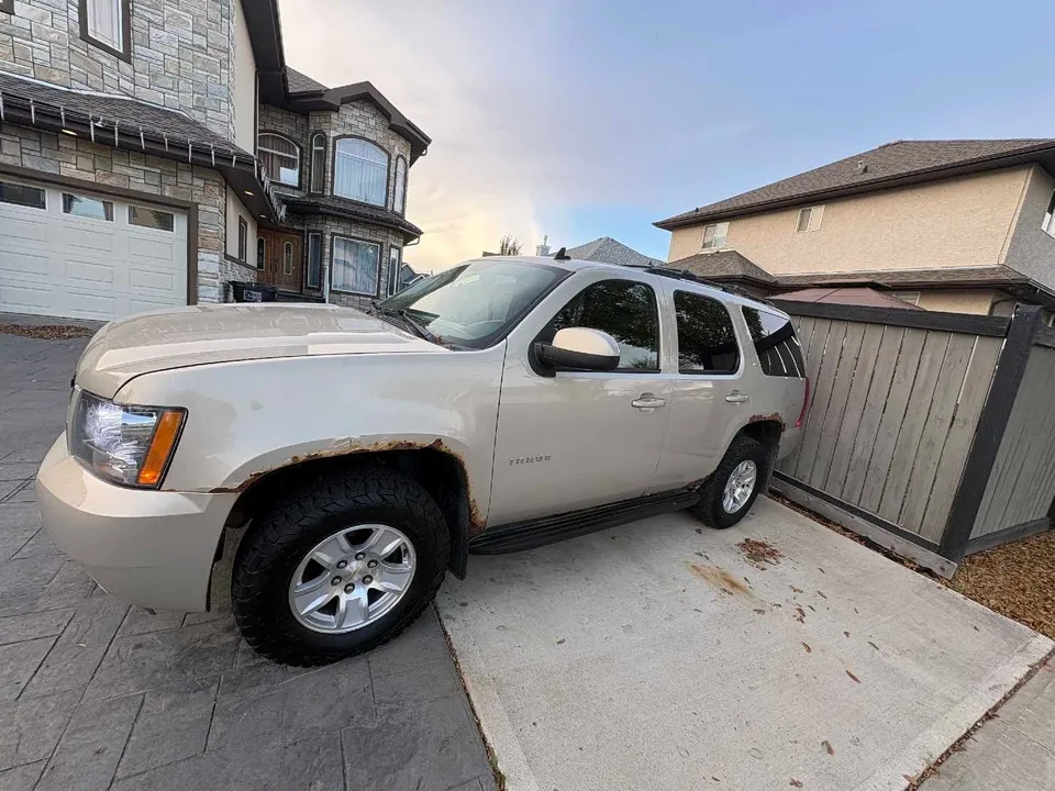 Chevrolet Tahoe 2010 photo 4