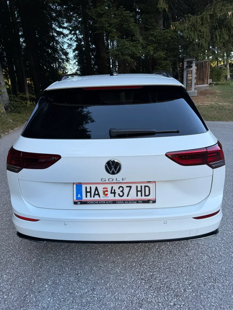 Volkswagen Golf 2021 photo 2