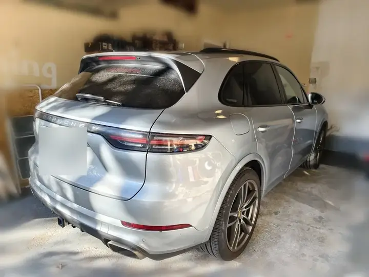 Porsche Cayenne 2021 photo 2