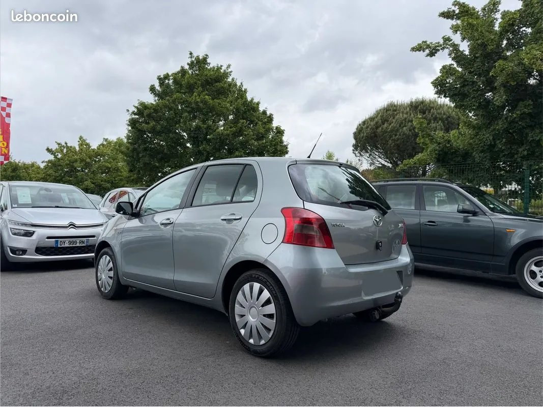 Toyota Yaris 2007 photo 4