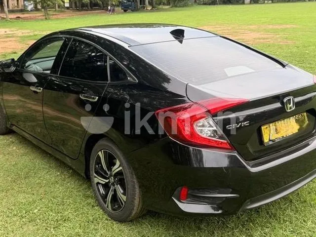 Honda Civic 2019 photo 3