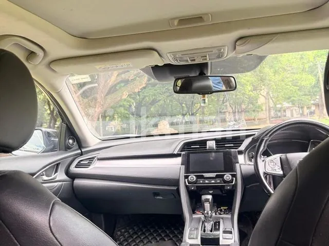 Honda Civic 2019 photo 5