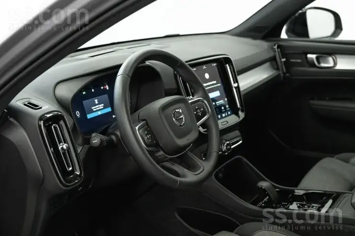 Volvo Xc40 2025 photo 5