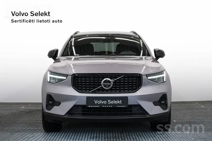 Volvo Xc40 2025 photo 3