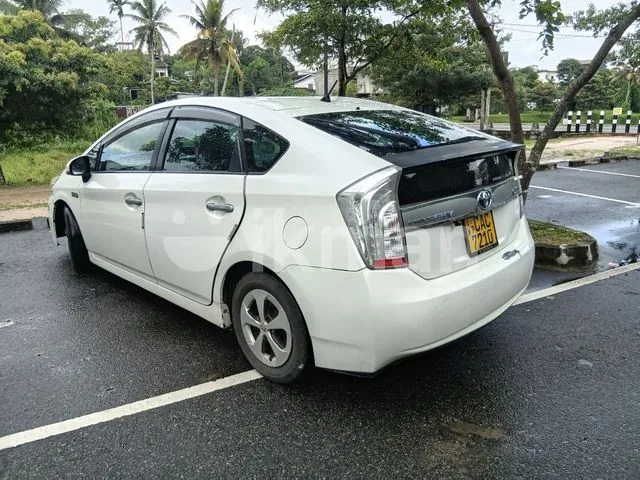 Toyota Prius Phv 2012 photo 4