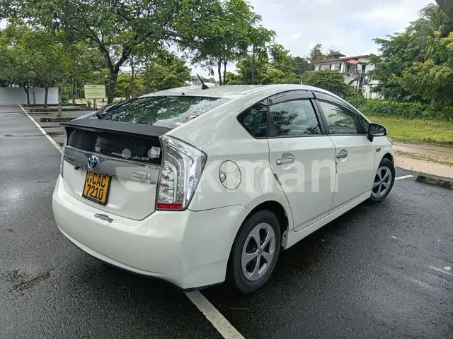 Toyota Prius Phv 2012 photo 3