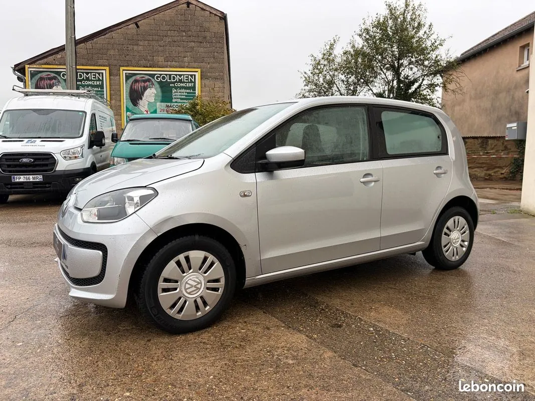 Volkswagen Up 2013 photo 3