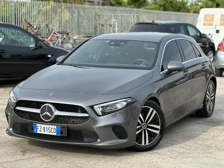 Mercedes-Benz A 180