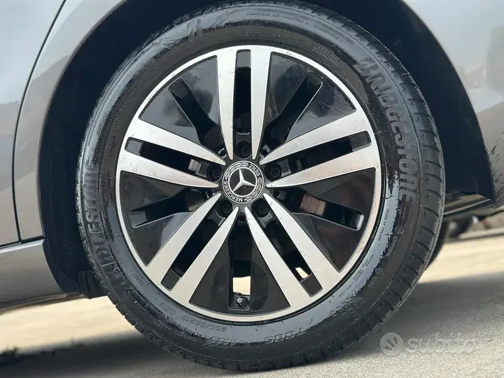 Mercedes-Benz A 180 2019 photo 3
